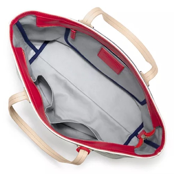 VGUC Coach Legacy Weekend Saint James YarnDyed Medium Tote made in 2013 - Picture 2 of 12